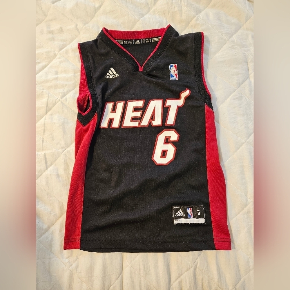 LEBRON JAMES Miami Heat Youth Jersey